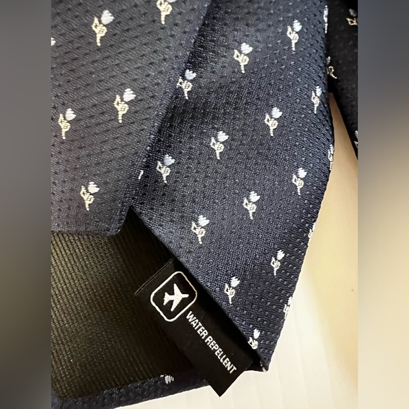 NEW $115 HUGO BOSS Men's Navy Blue Floral Print Made in Italy 100% Silk Tie - Picture 11 of 13